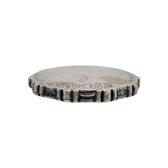 Vintage 900 Silver Large Compact #10608 - Picture 3 of 9